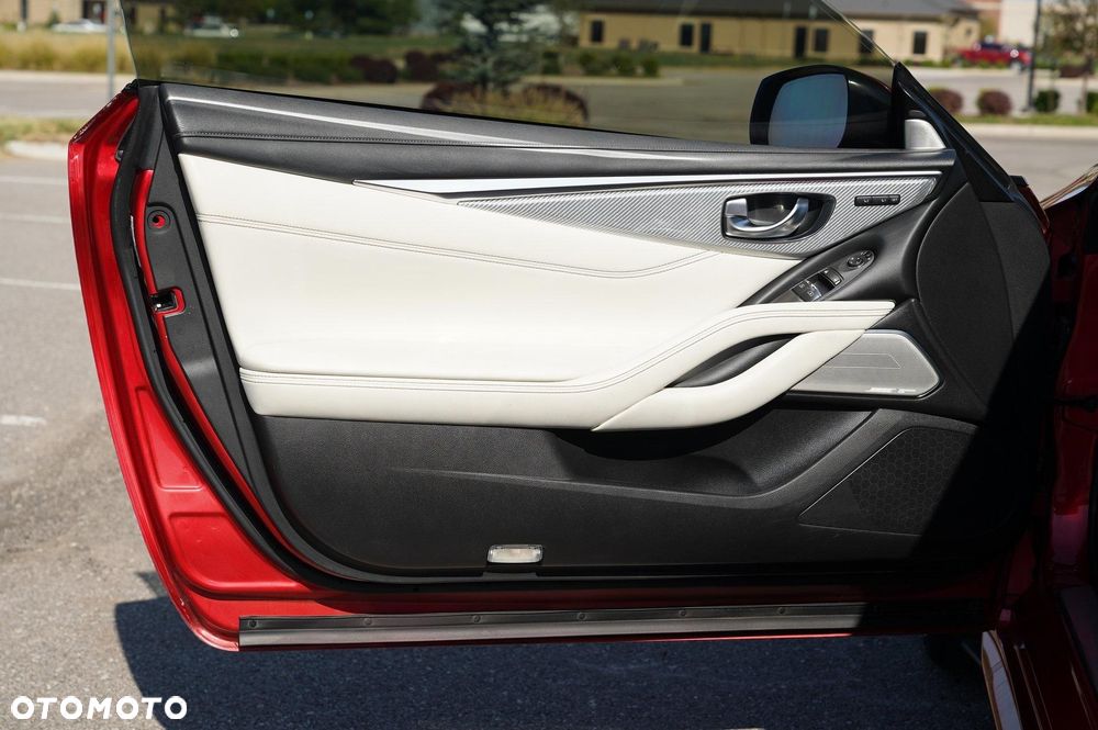 Infiniti Q60 3.0t AWD Sport Tech - 28