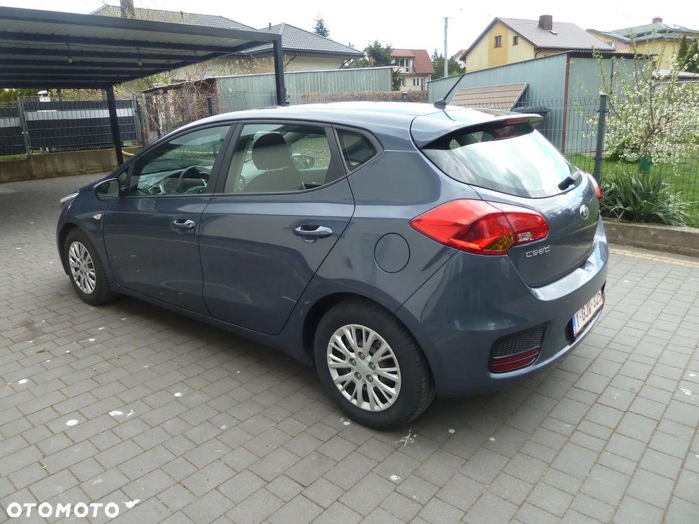 Kia Ceed 1.4 Vision - 2