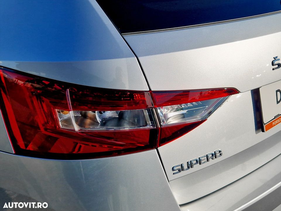 Skoda Superb 2.0 TDI DSG Ambition - 10