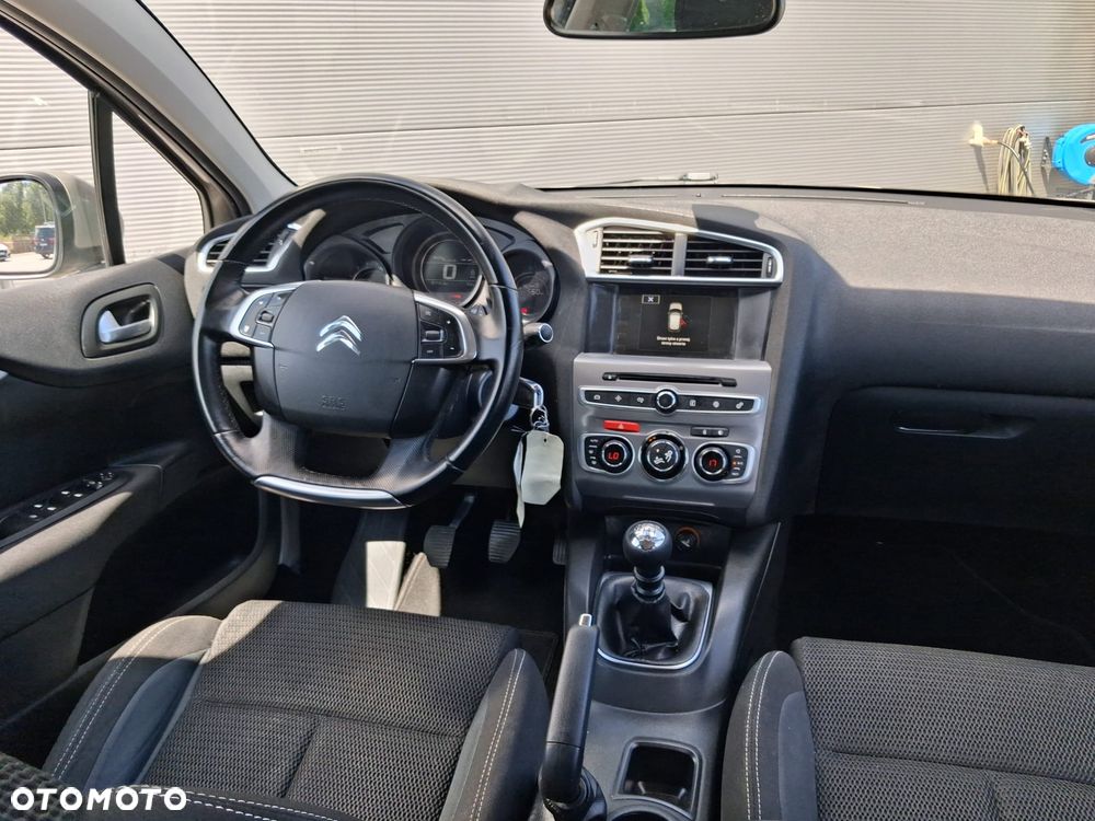Citroën C4 PureTech 130 Stop&Start SHINE - 11