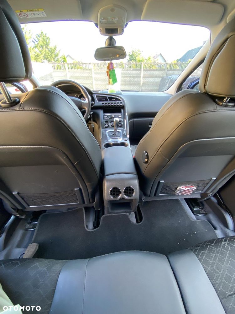 Peugeot 3008 - 11