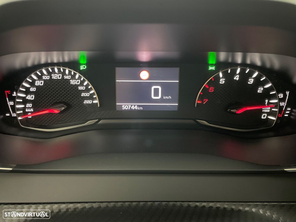 Peugeot 208 1.2 PureTech SE Style - 27