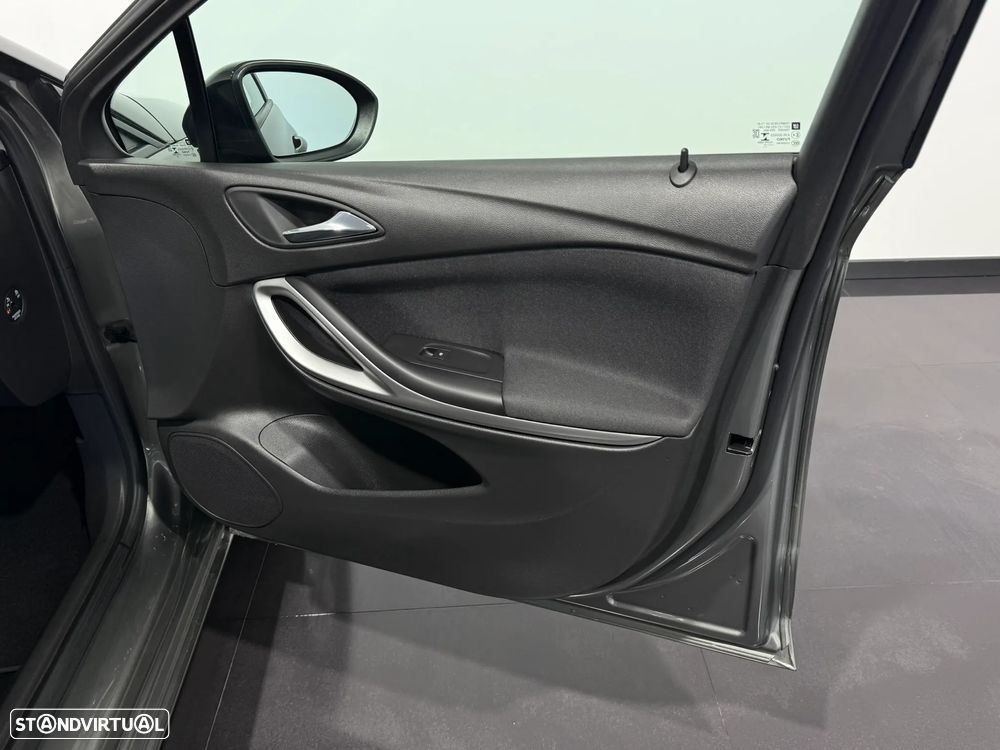 Opel Astra Sports Tourer 1.5 D Design & Tech S/S - 36