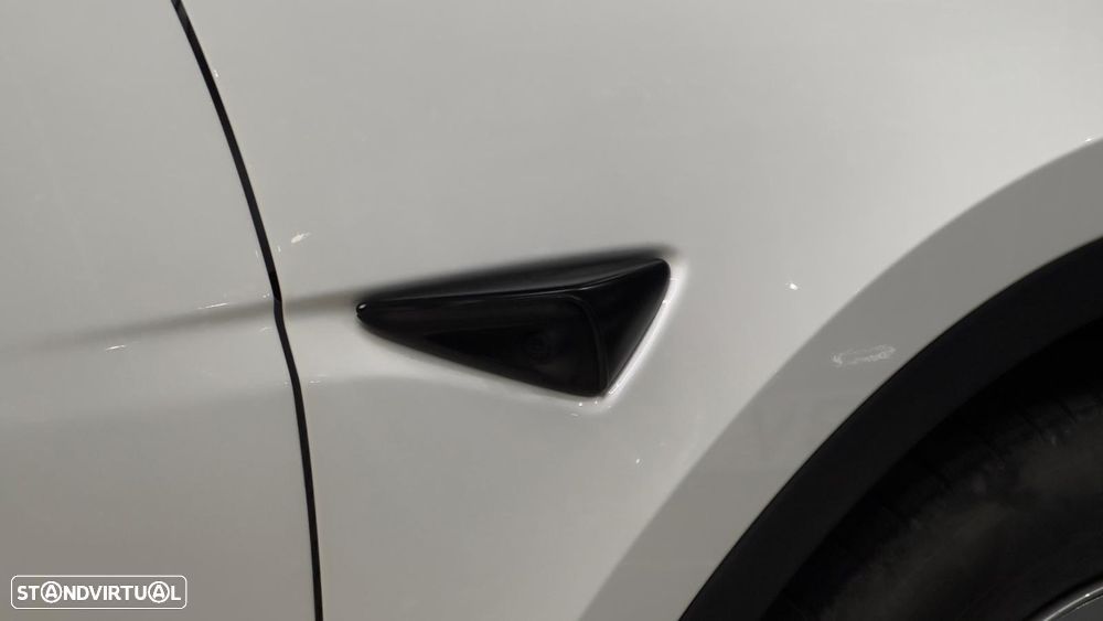 Tesla Model Y Performance Tração Integral - 15