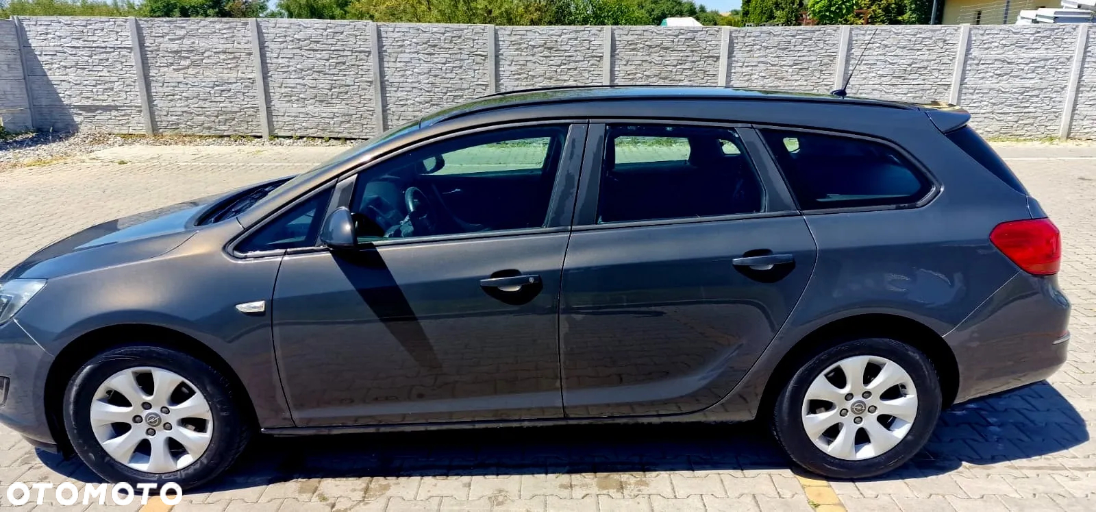 Opel Astra IV 1.6 CDTI Cosmo - 2