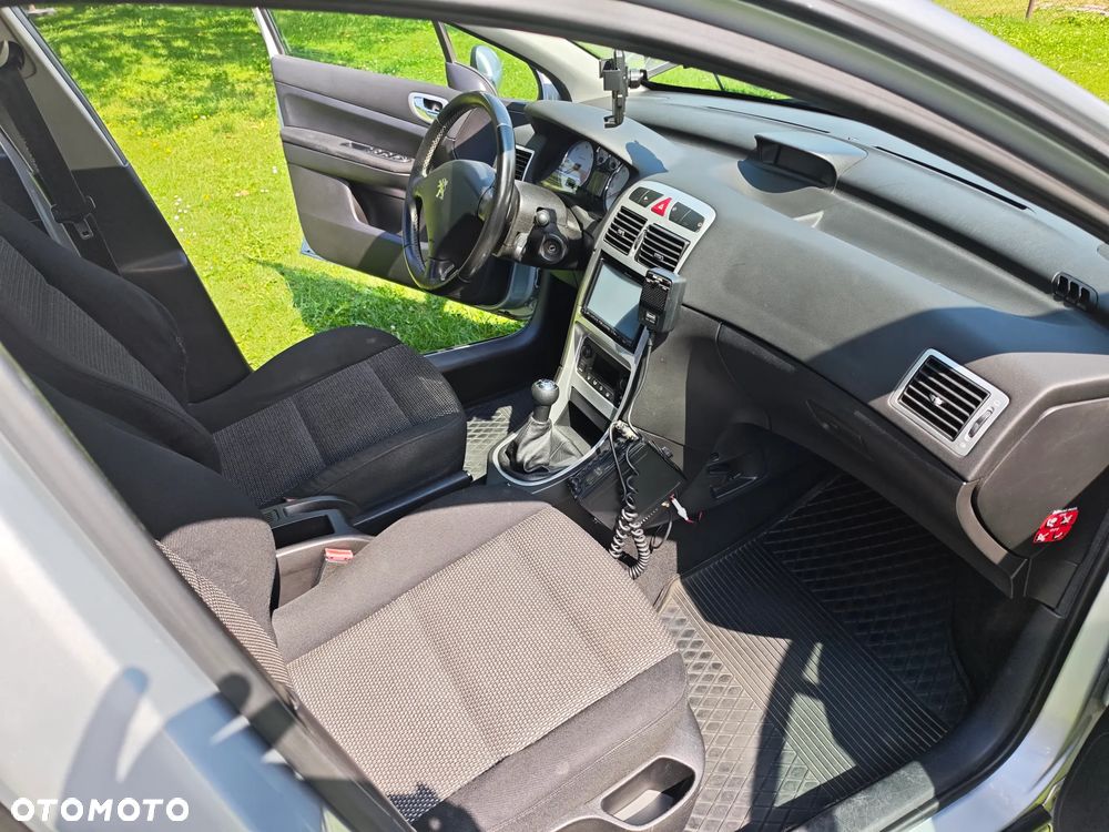 Peugeot 307 1.6 HDi - 9