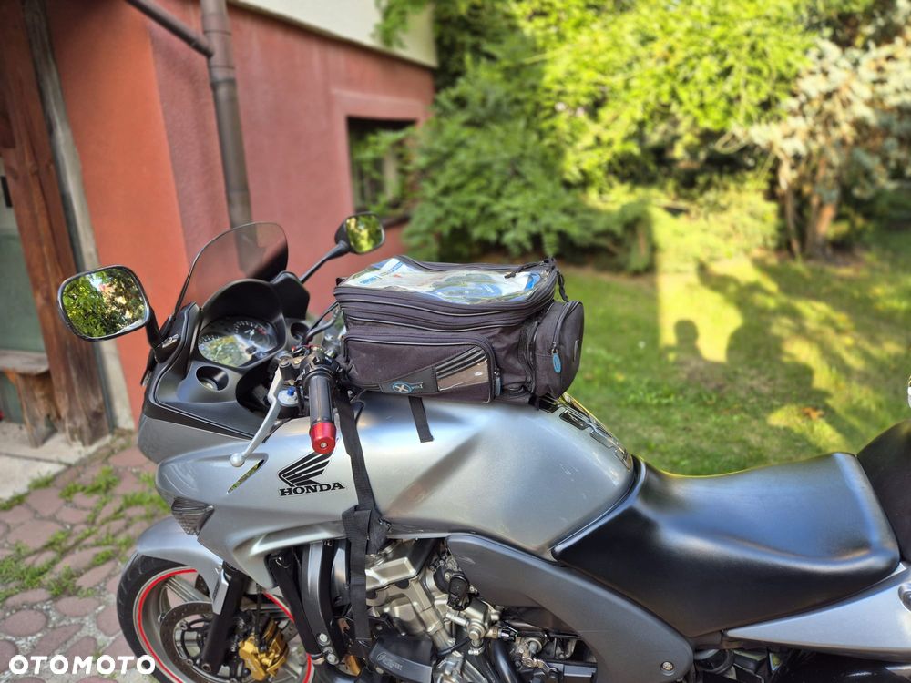 Honda CBF - 2