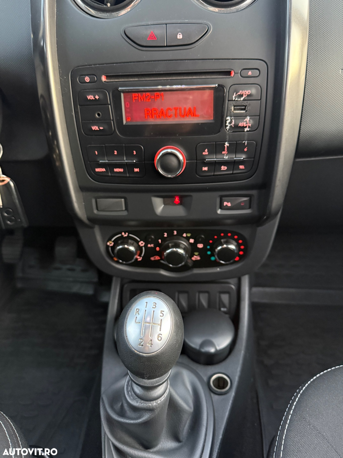Dacia Duster 1.5 dCi 4x2 Ambiance - 21