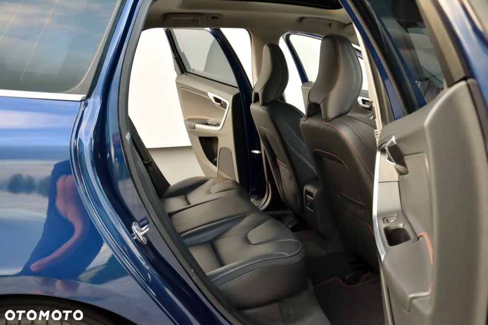 Volvo XC 60 D4 Geartronic Ocean Race - 30