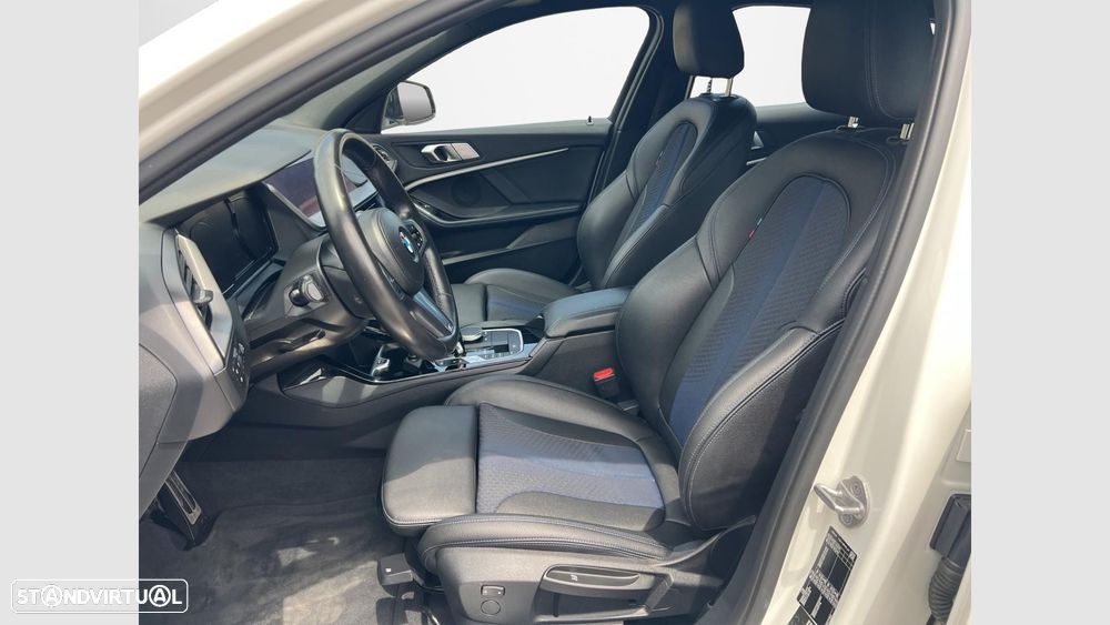 BMW 118 i Pack Desportivo M Auto - 11