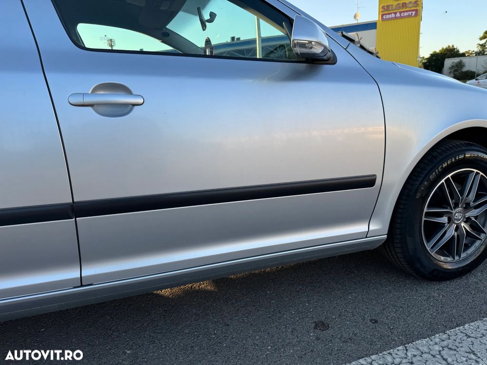 Skoda Octavia 1.6 MPI Classic Aut. - 34