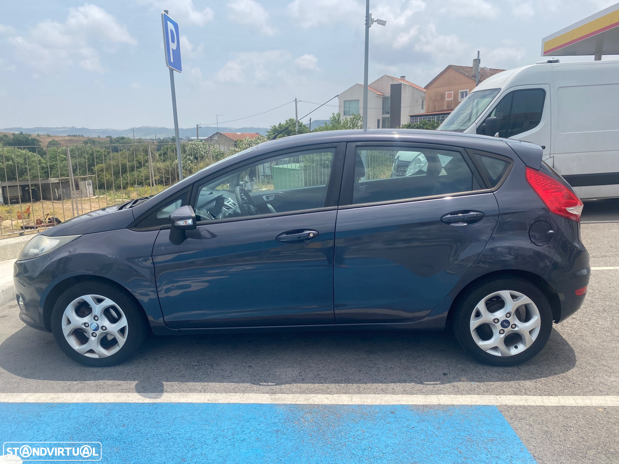 Ford Fiesta 1.25 Trend - 10