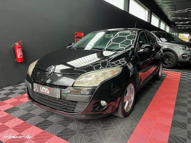Renault Mégane 1.5 dCi Dynamique - 3