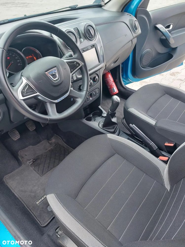 Dacia Sandero - 13