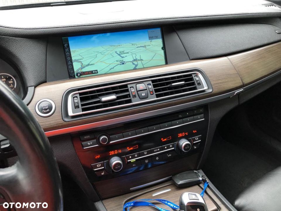 BMW Seria 7 730d - 19