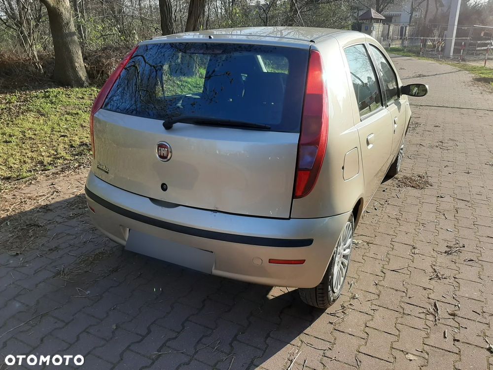 Fiat Punto 2009 photo 5