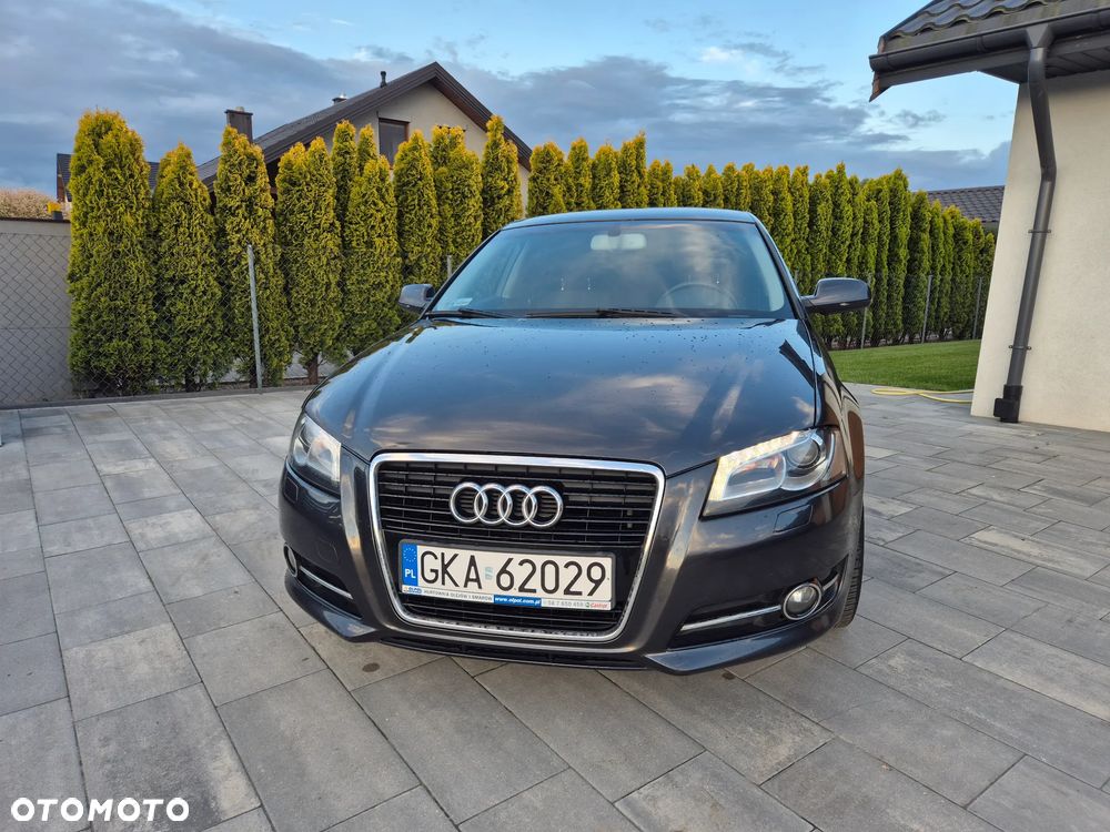Audi A3 Sportback 2.0 TDI DPF Attraction - 2