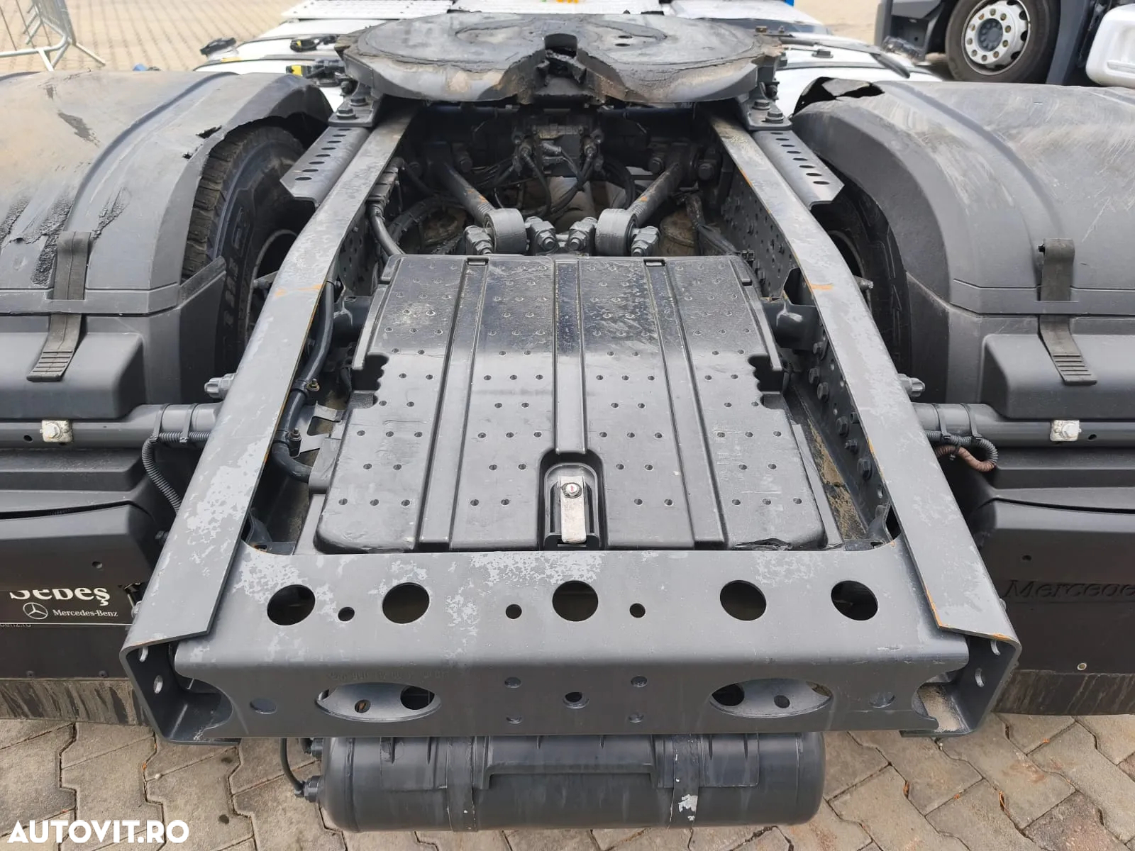 Mercedes-Benz Actros 1851 LS - 9