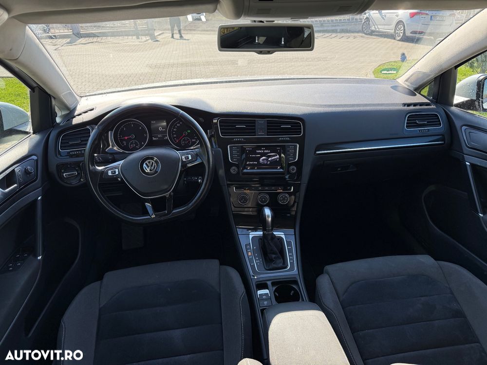 Volkswagen Golf 1.6 BlueTDI DSG Comfortline - 3