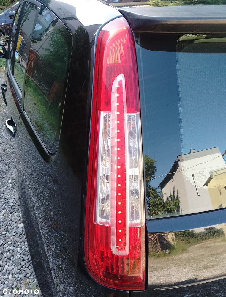 Ford C-MAX 1.8 Titanium - 24