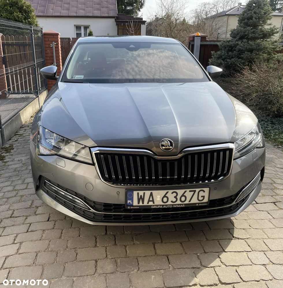 Skoda Superb 2.0 TDI SCR Style DSG - 10