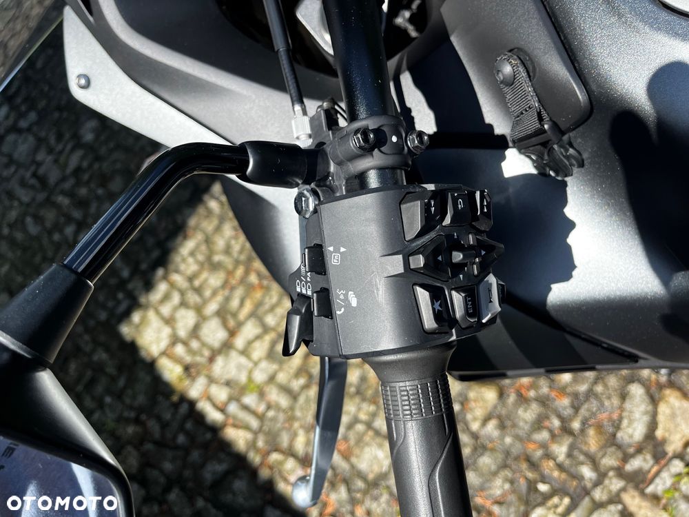 Honda NT - 9