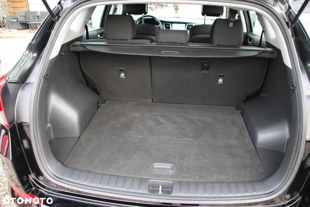 Hyundai Tucson blue 1.6 GDi 2WD Navi - 17
