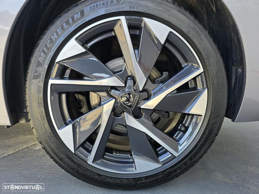 Peugeot 308 1.2 PureTech Allure - 46