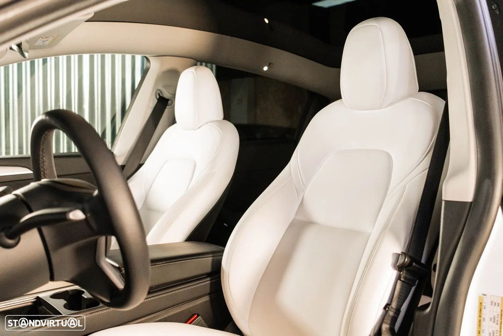 Tesla Model Y Tração Traseira - 27