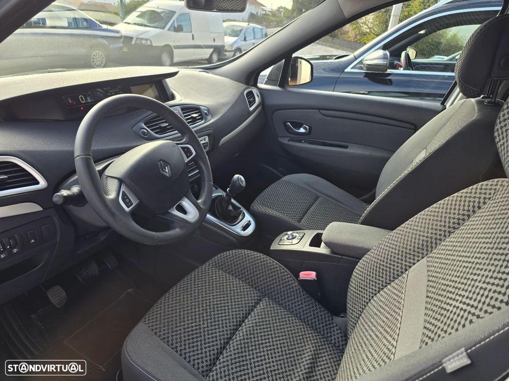 Renault Grand Scénic dCi 110 FAP Dynamique - 21