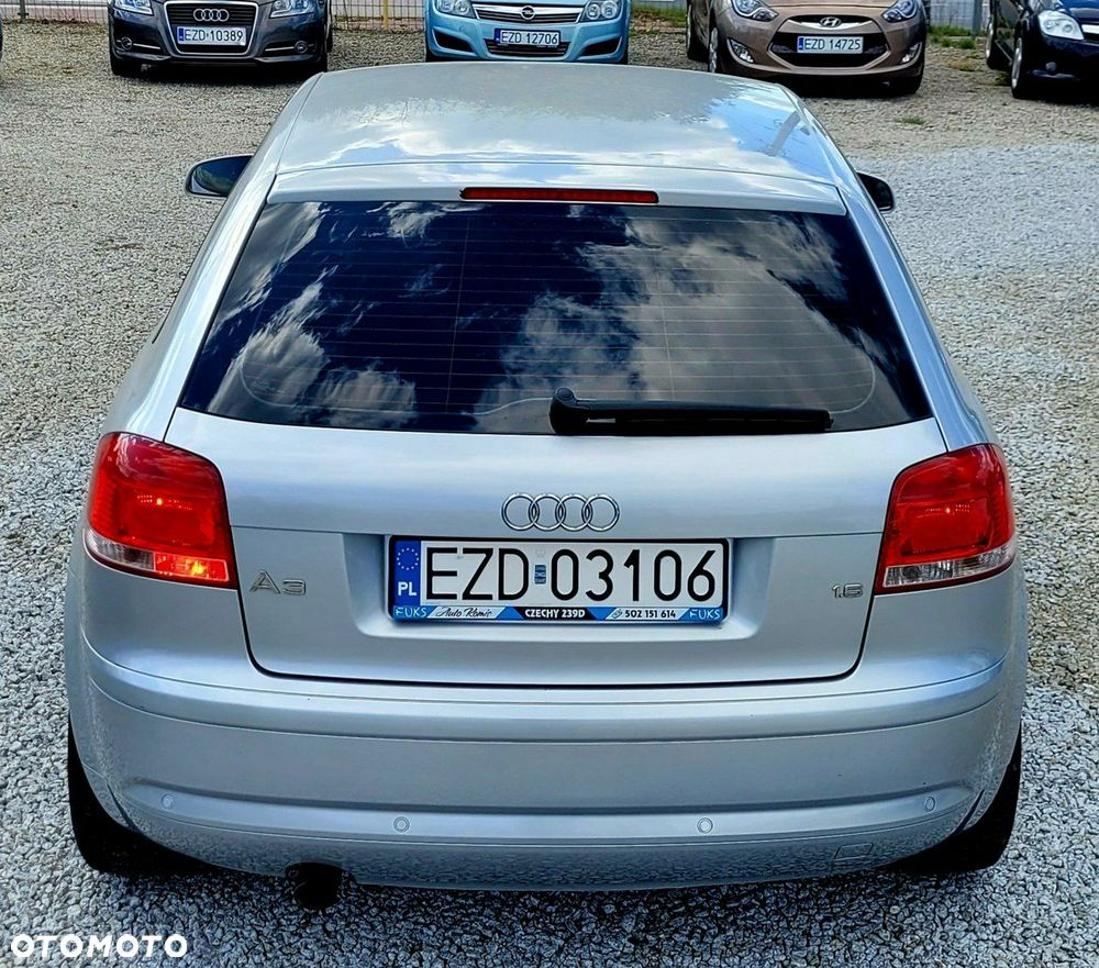 Audi A3 3-drzwiowe 1.6 FSI Attraction - 30