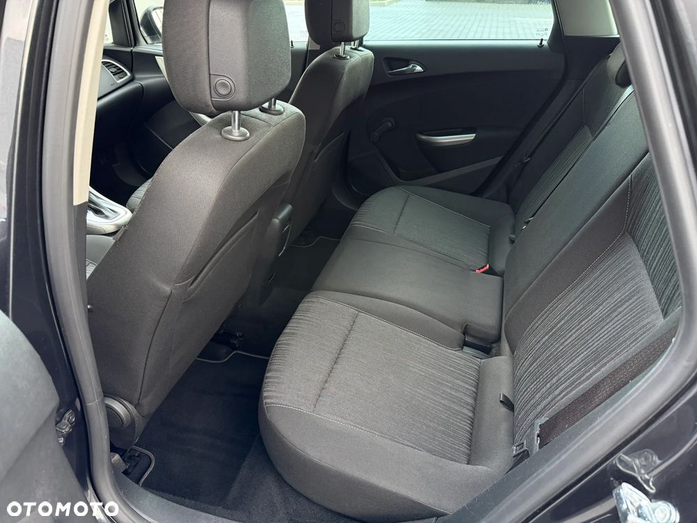 Opel Astra - 20