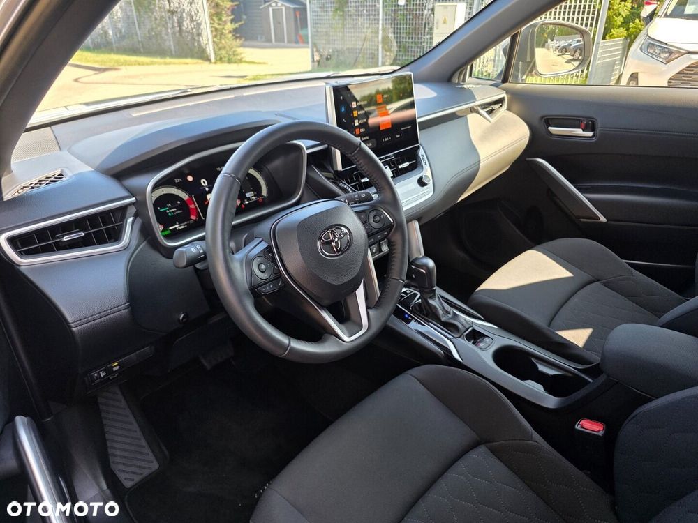 Toyota Corolla Cross - 21