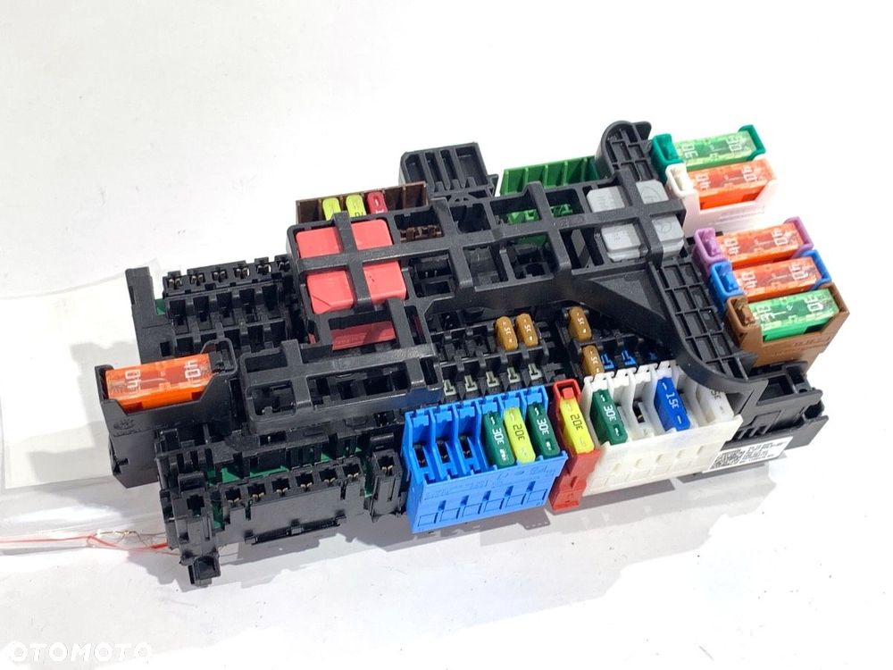 SKRZYNKA BEZPIECZNIKÓW  MERCEDES-BENZ GLE (V167) 2018 - GLE 300 d 4-matic (167.109) 198 kW [269 KM] - 1