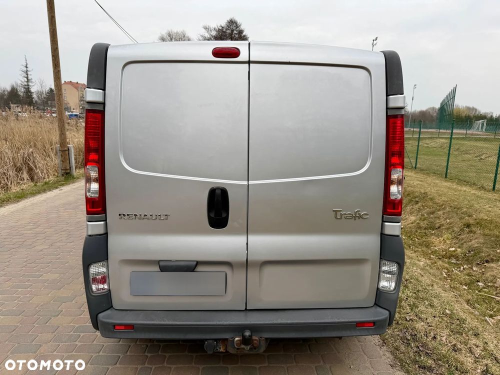 Renault TRAFIC - 7