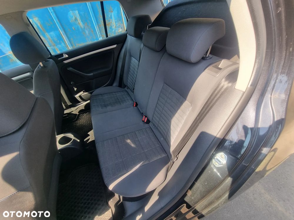 VOLKSWAGEN GOLF V 5 03-09 2007 r. 5D HB fotel kierowcy i pasażera + kanapa tylna * - 5