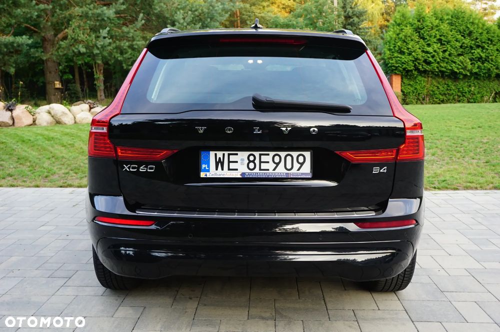 Volvo XC 60 B4 D Core - 12