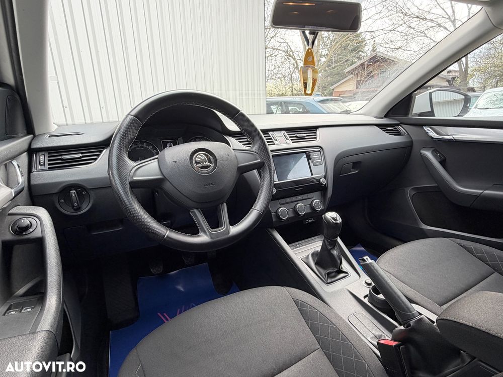 Skoda Octavia 1.6 TDI Active - 15