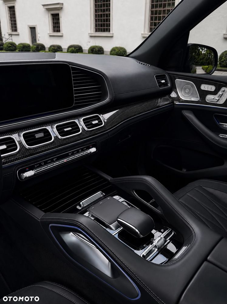 Mercedes-Benz GLS - 14