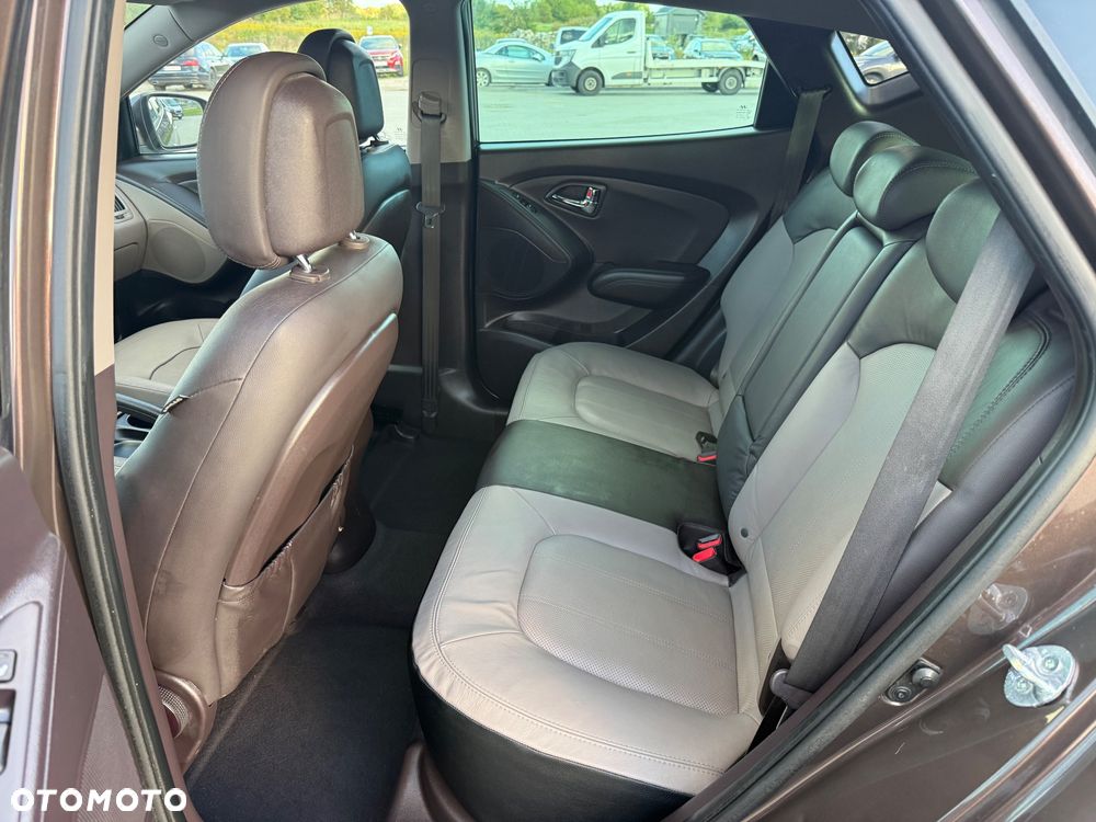 Hyundai ix35 2.0 4WD Premium - 23
