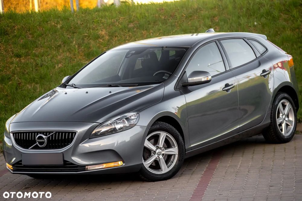 Volvo V40 D2 Momentum - 10