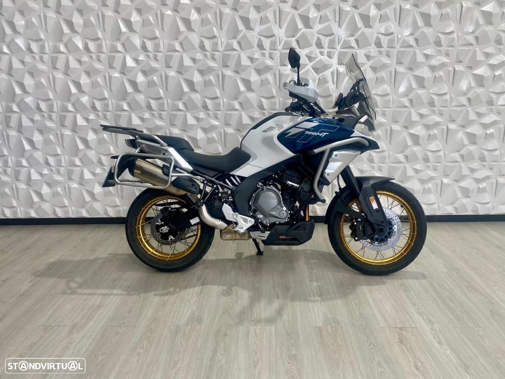 CF Moto 700MT Adventure - 1