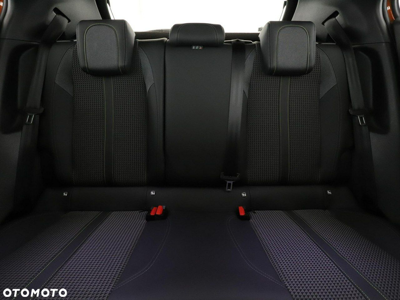 Peugeot 2008 1.2 PureTech GT Line S&S - 18