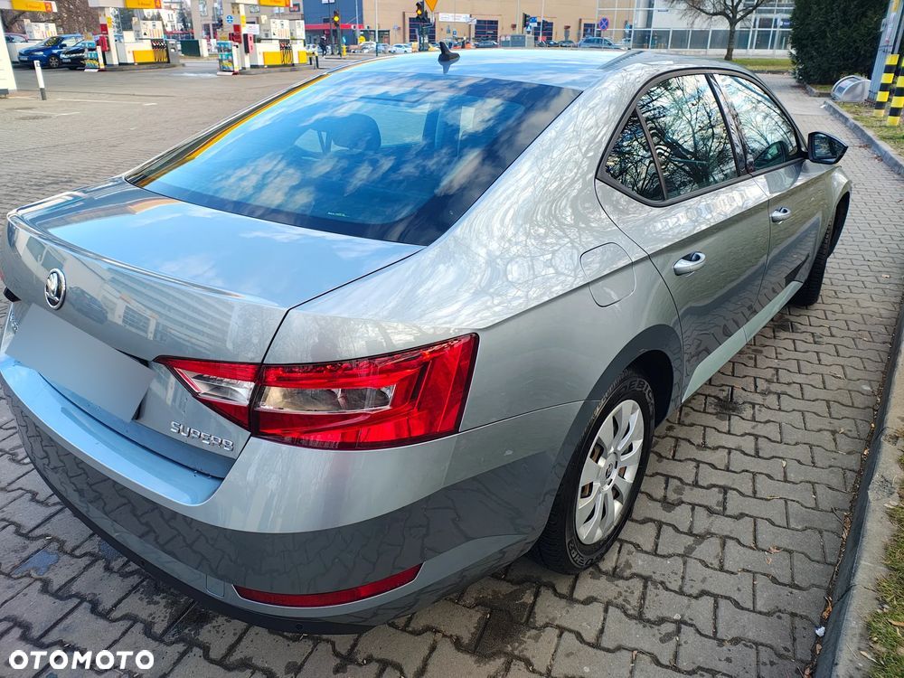 Skoda Superb 1.4 TSI ACT Active - 5