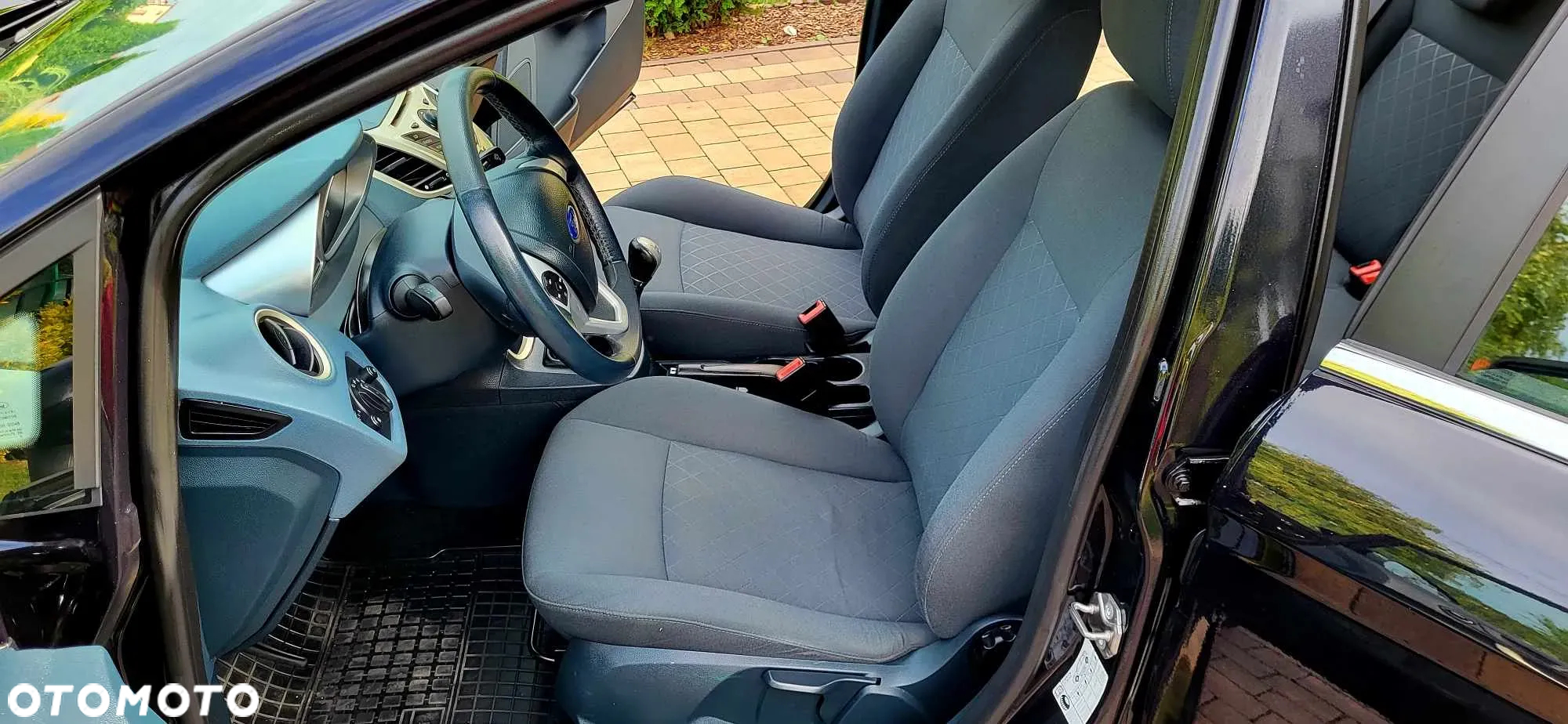 Ford Fiesta 1.25 Titanium EU5 - 16