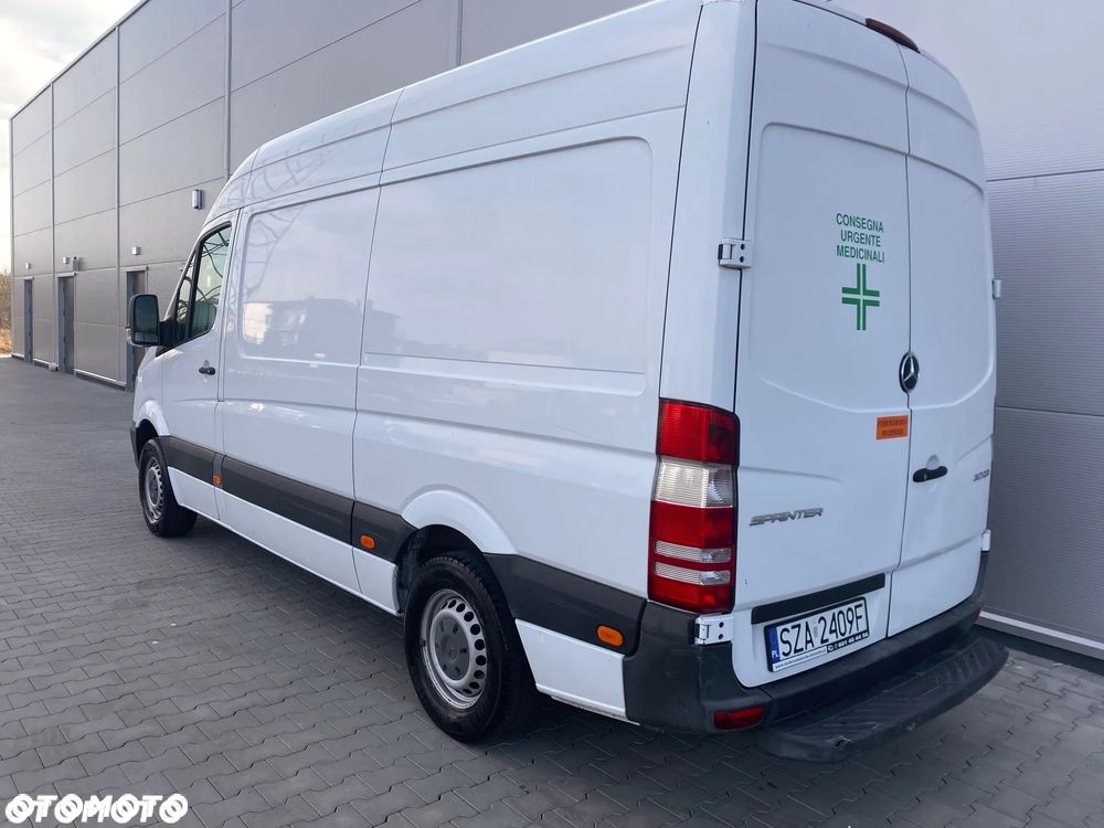 Mercedes-Benz Sprinter - 39