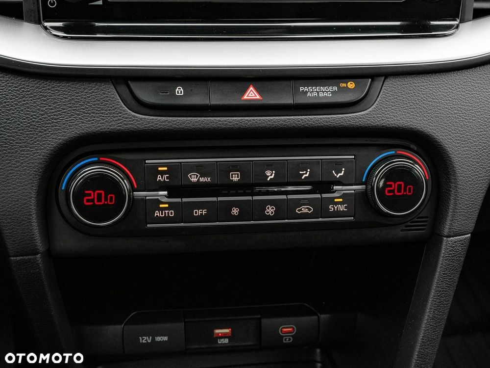 Kia Ceed 1.5 T-GDI M - 19