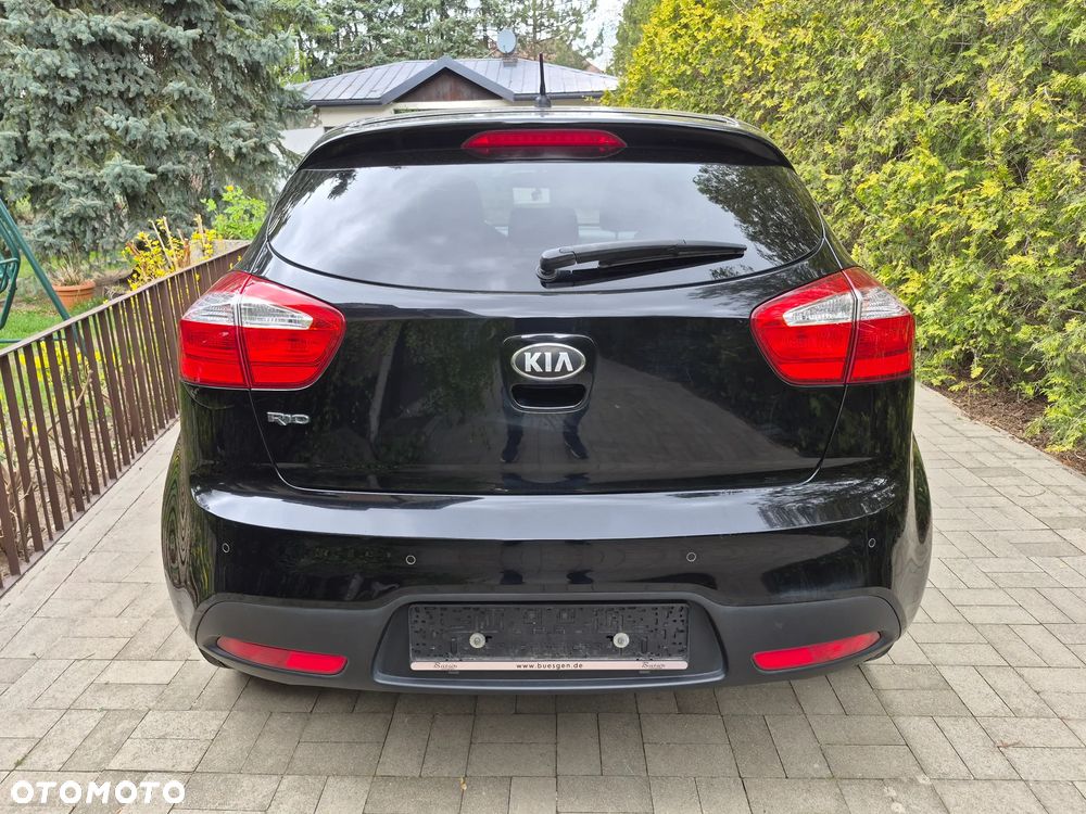Kia Rio 1.4 Dream-Team Edition - 4