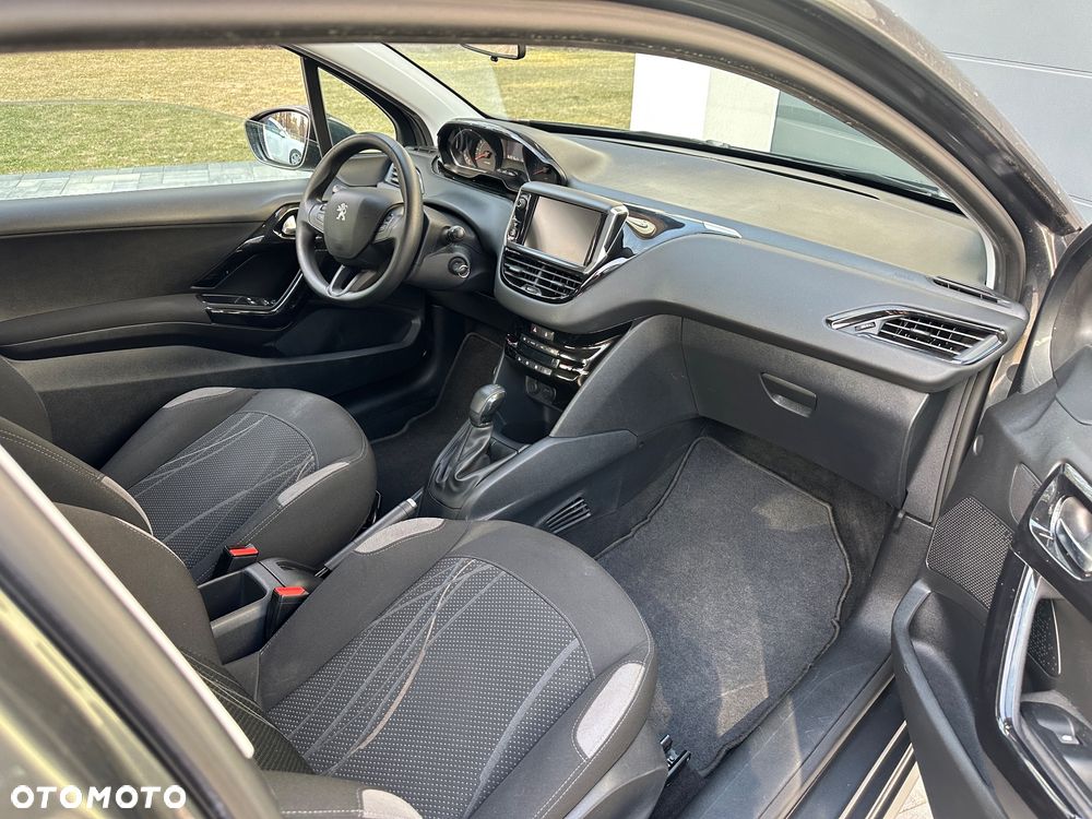 Peugeot 208 95 VTI Active - 19