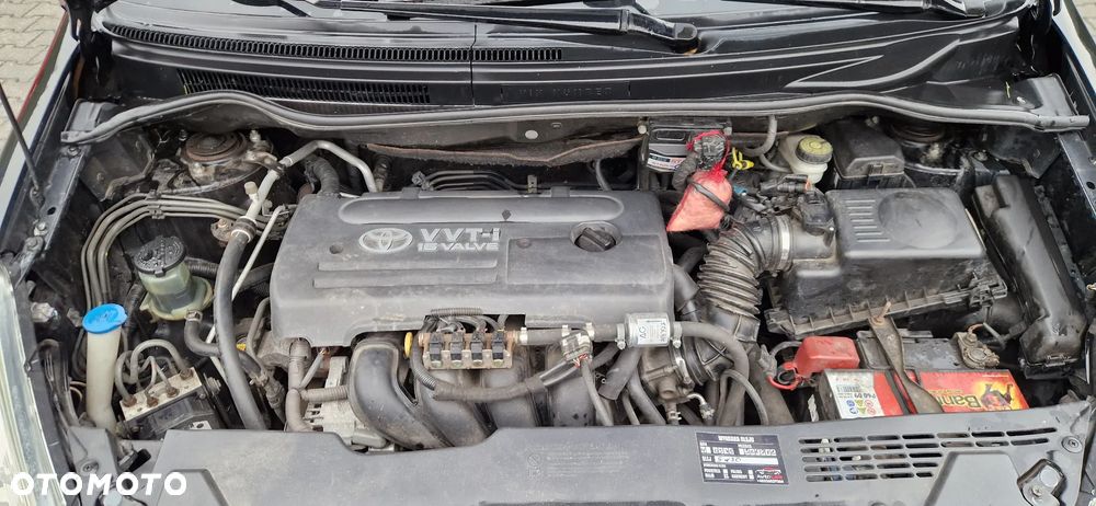 Toyota Corolla Verso 1.8 Multi-Mode Executive - 16